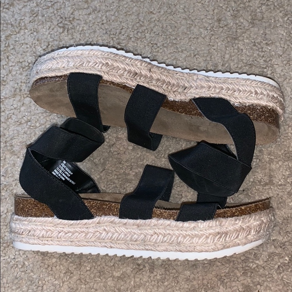 Black platform espadrilles